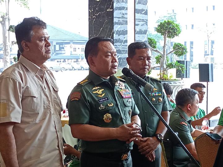 Kasad Imbau Purnawirawan TNI AD Tidak Gunakan Atribut Satuan Saat Berpolitik